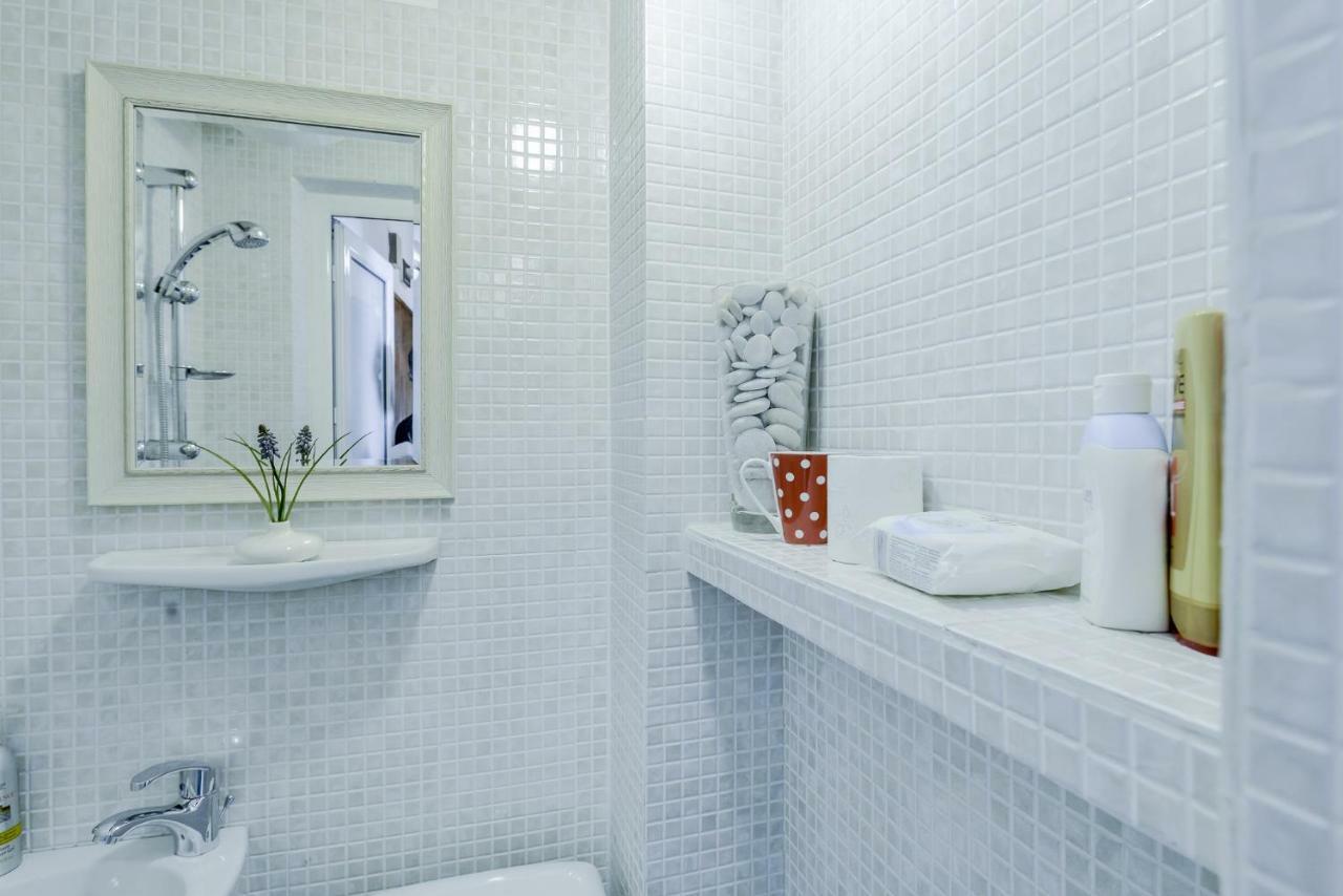 Shik & Chic One Bedroom Central Apartment Graf Ignatiev X Shishman Corner By Flat Mаnager Sofia Exterior photo