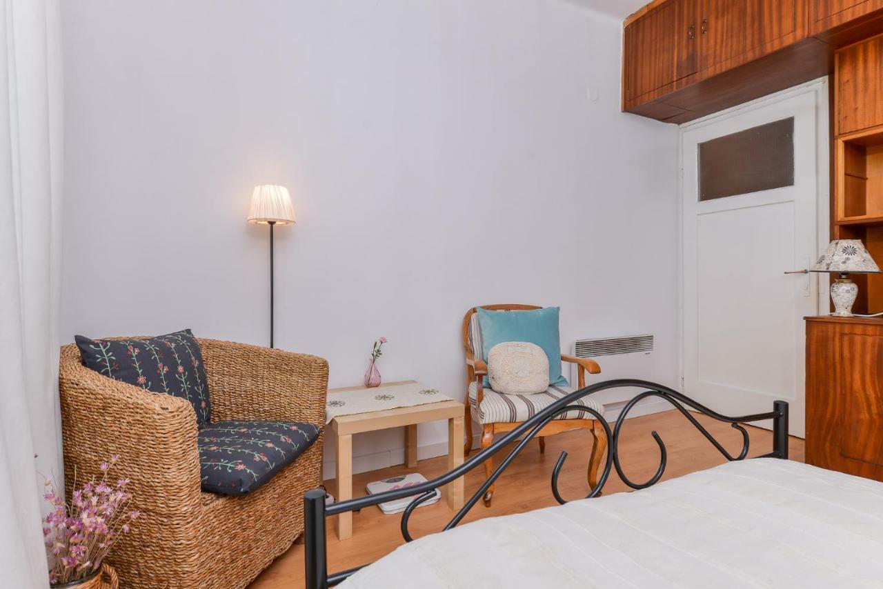 Shik & Chic One Bedroom Central Apartment Graf Ignatiev X Shishman Corner By Flat Mаnager Sofia Exterior photo